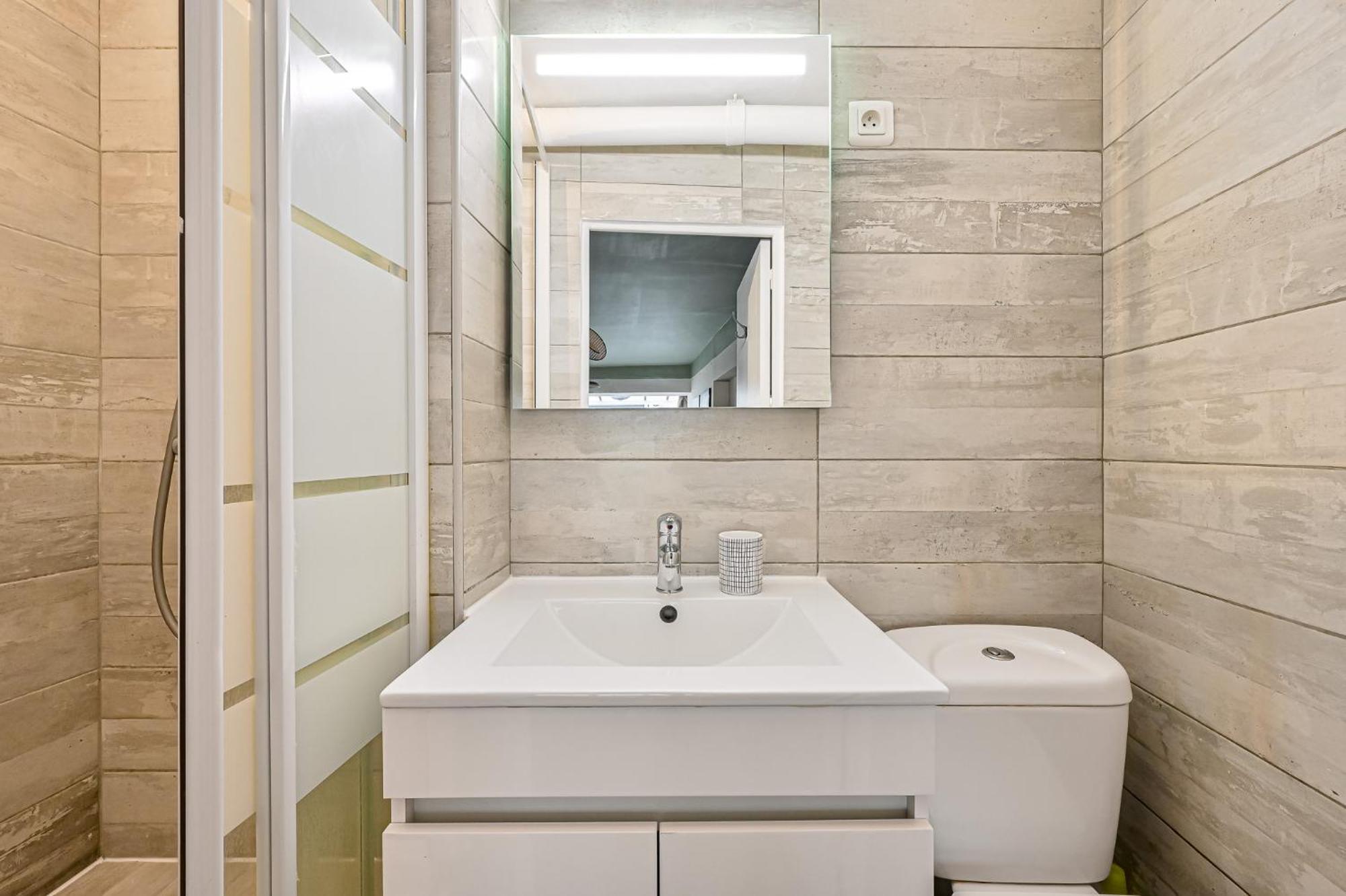 Appartement L'oasis Parisien - 2 Pers - Metro Oberkampf *
